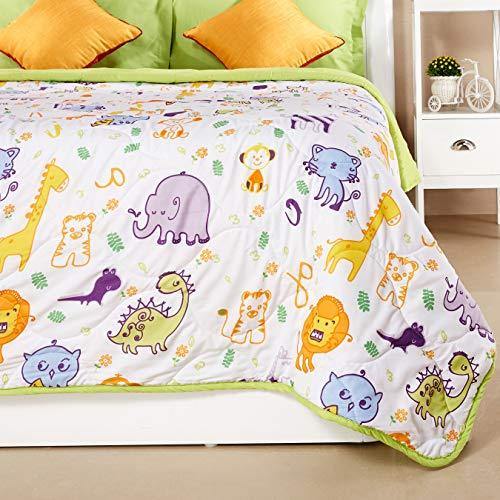 Amazon Brand - Solimo Animal Farm Microfibre Printed Quilt Blanket, Double, 120 GSM, White - Image 3