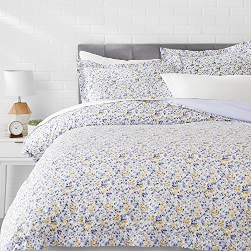 AmazonBasics Microfiber 3-Piece Quilt/Duvet/Comforter Cover Set - Queen, Blue Floral - with 2 pillow covers