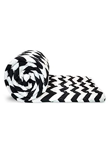 Divine Casa 110 GSM Microfiber Summer Single Size Reversible Printed Comforter for AC Room & Mild Winter (Zig Zag, White and Black) - Image 7