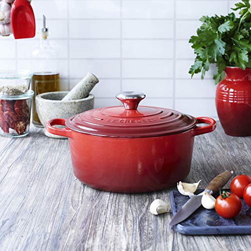 Le Creuset Signature Cast Iron Round Casserole, 18 cm - Cerise - Image 3