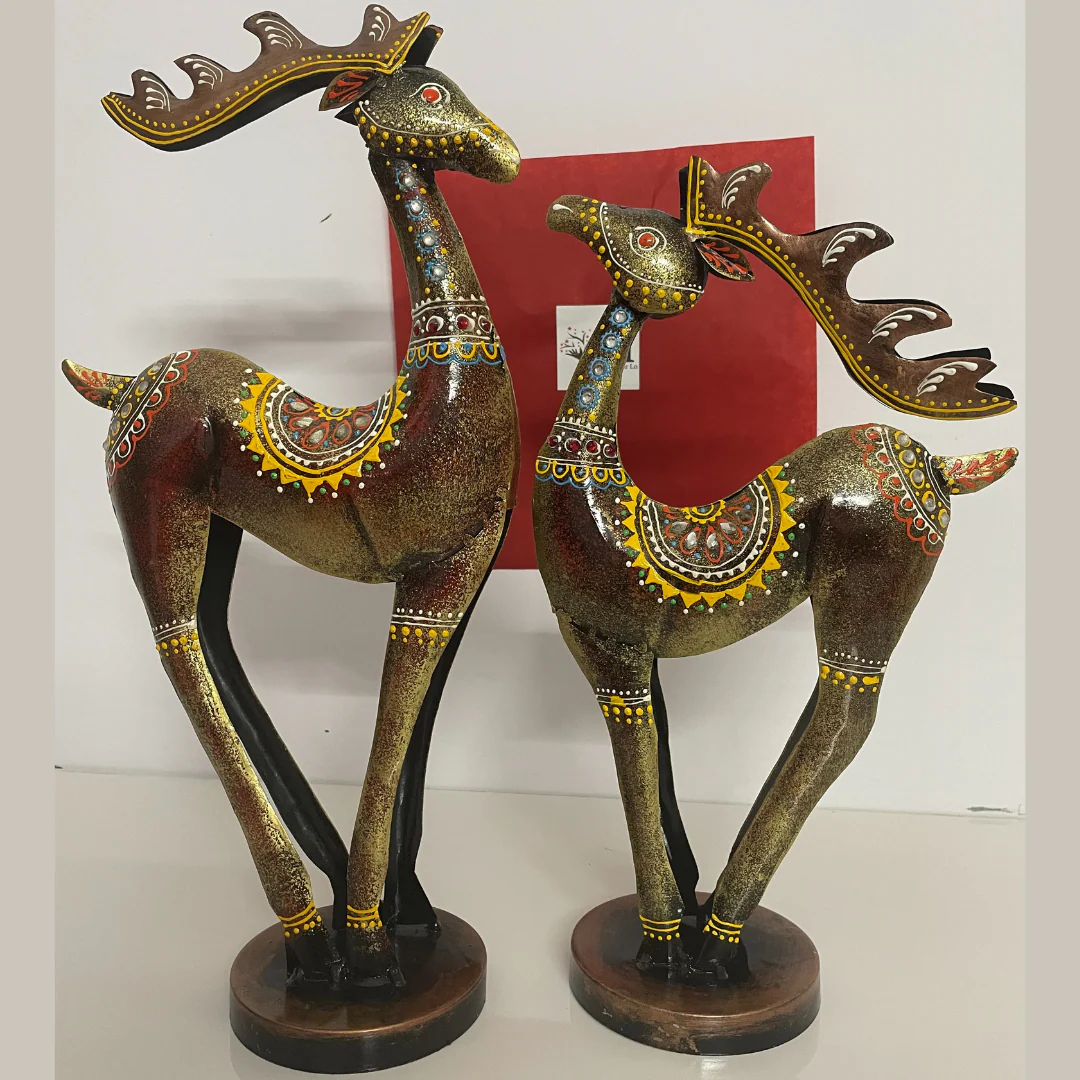 Metal Deer Figurine - Set of 2 - Image 3